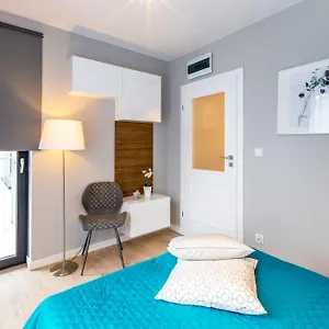 https://wawel-cracow-old-city-apartments-friendhouse-apartments.krakowhotelspoland.com